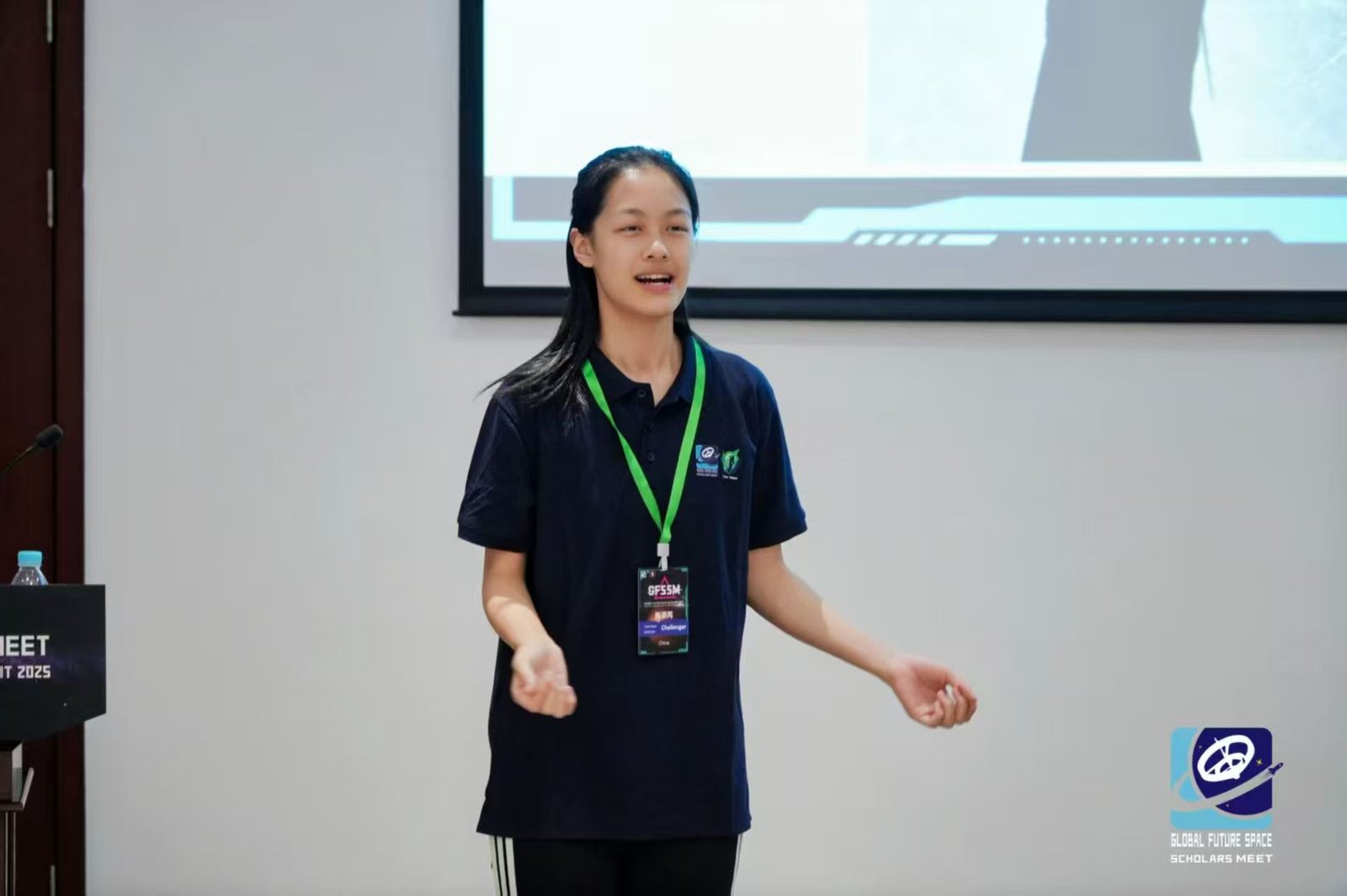 Joanna presenting at the Global Future Space Scholars Meet 2025.